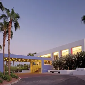 3* Hotel The Monarch